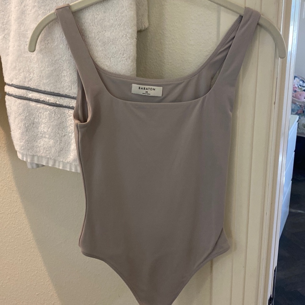 Aritizia Babaton bodysuit